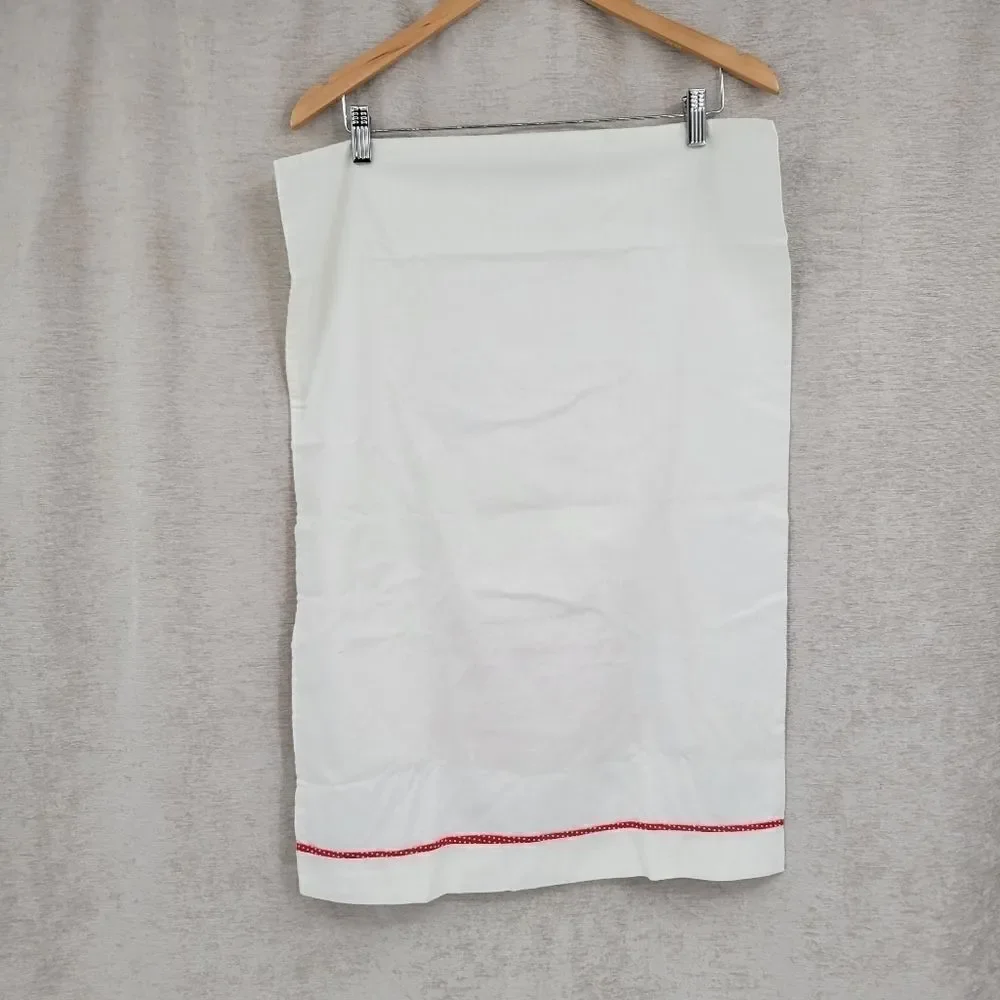 VINTAGE Standard Pillow Cases White with Red Boxers/Bloomers Pillowcase